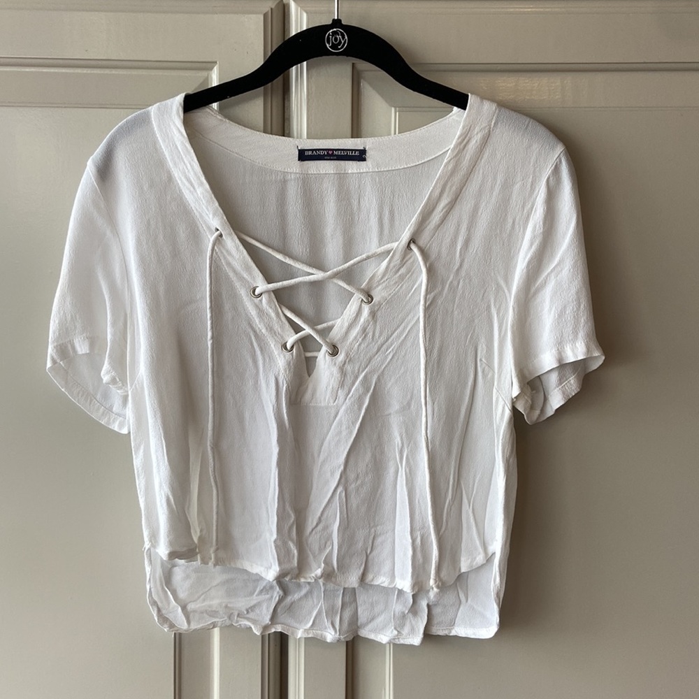 Brandy Melville Crop Tops - Picture 3 of 5